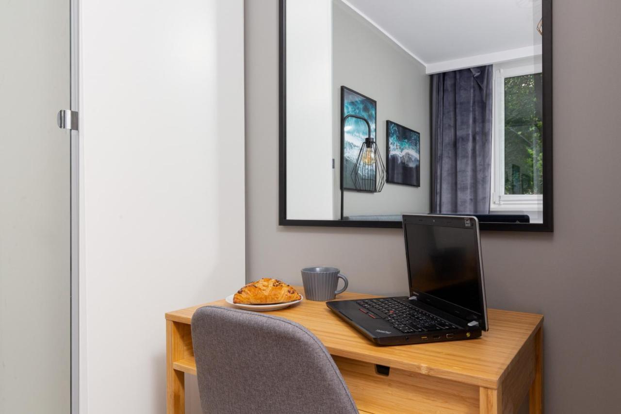 Beautiful Two-Bedroom Apartment Warsaw Bielany By Noclegi Renters المظهر الخارجي الصورة