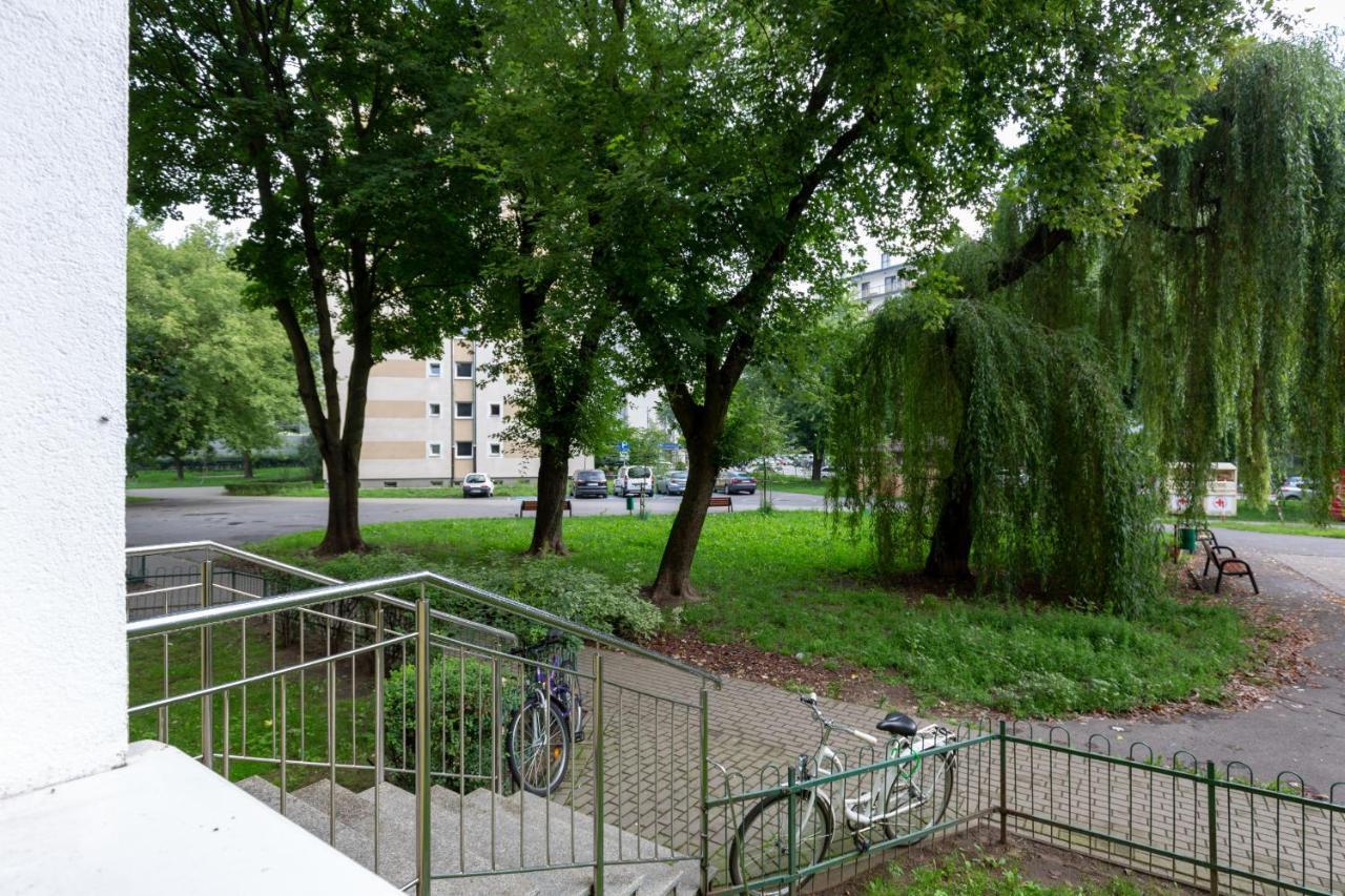 Beautiful Two-Bedroom Apartment Warsaw Bielany By Noclegi Renters المظهر الخارجي الصورة