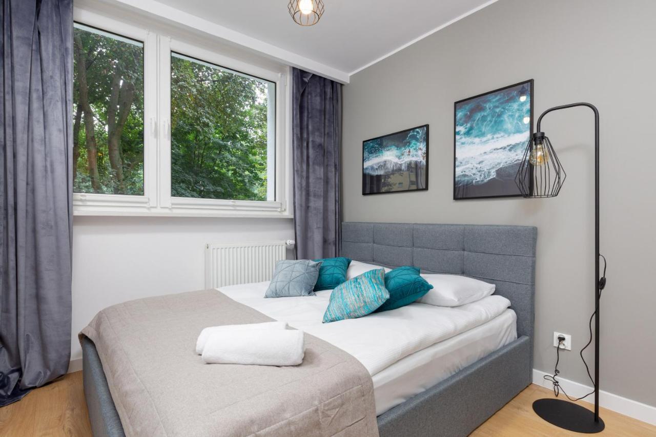 Beautiful Two-Bedroom Apartment Warsaw Bielany By Noclegi Renters المظهر الخارجي الصورة