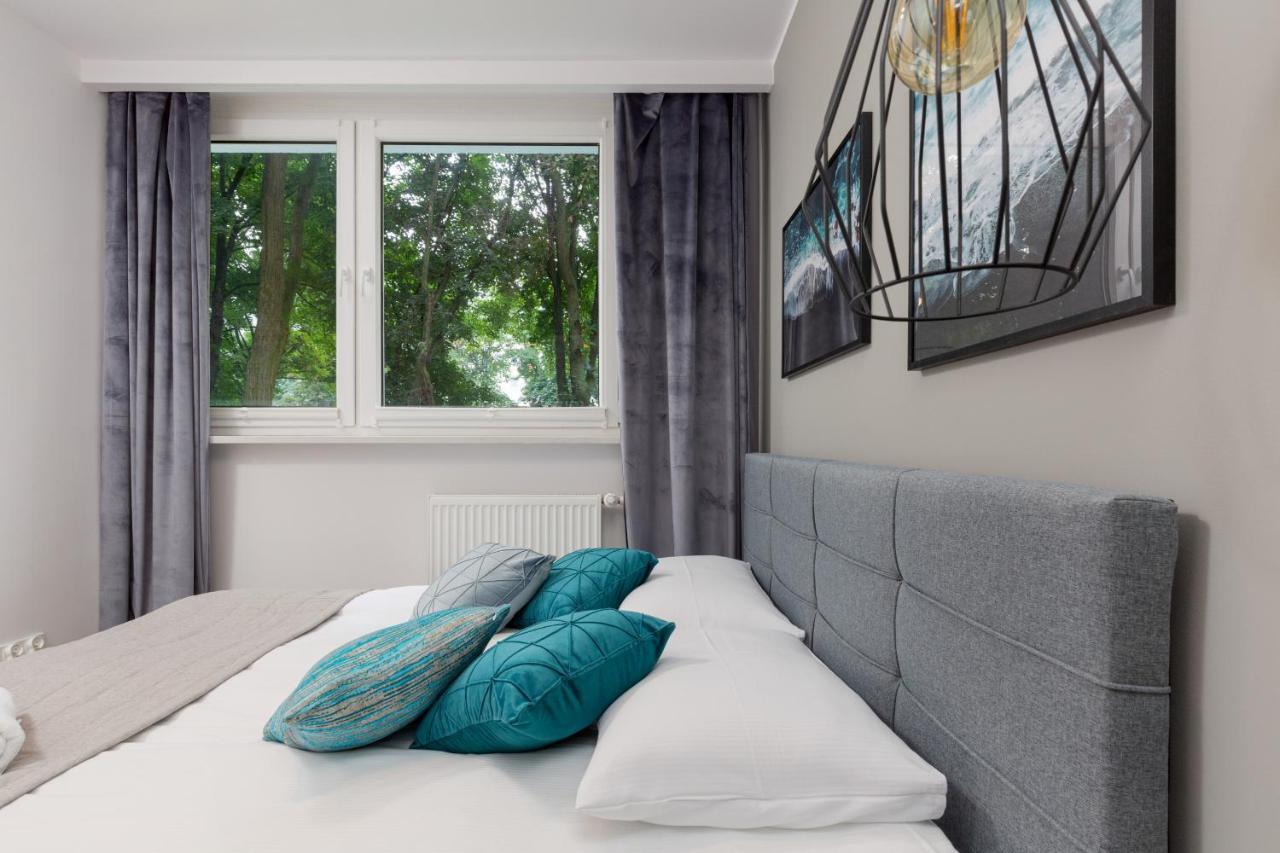 Beautiful Two-Bedroom Apartment Warsaw Bielany By Noclegi Renters المظهر الخارجي الصورة